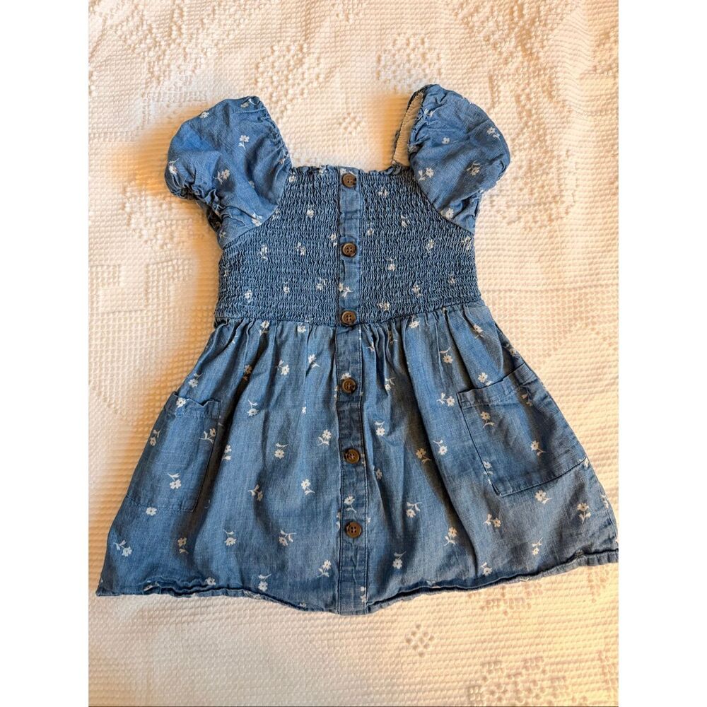 Cat & Jack 3T Smocked Chambray Floral Dress EUC